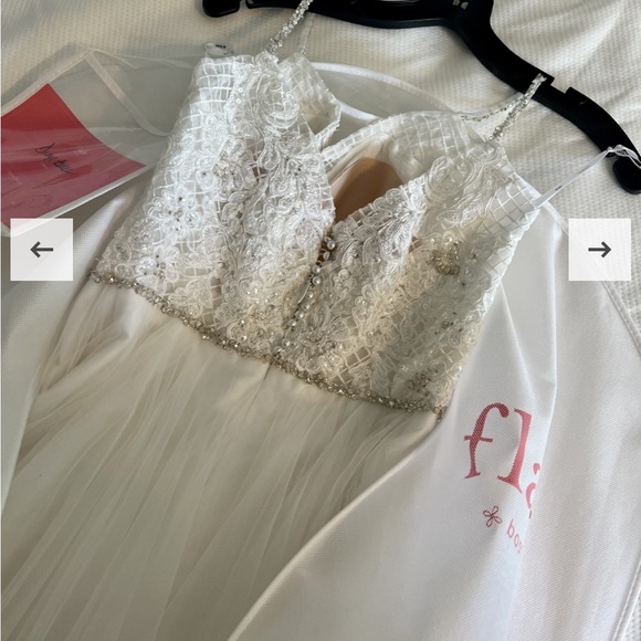 WTOO BY WATTERS Jura Wedding Dress Bridal Gown Size 2 (2P Petite) White Beaded - Picture 9 of 11